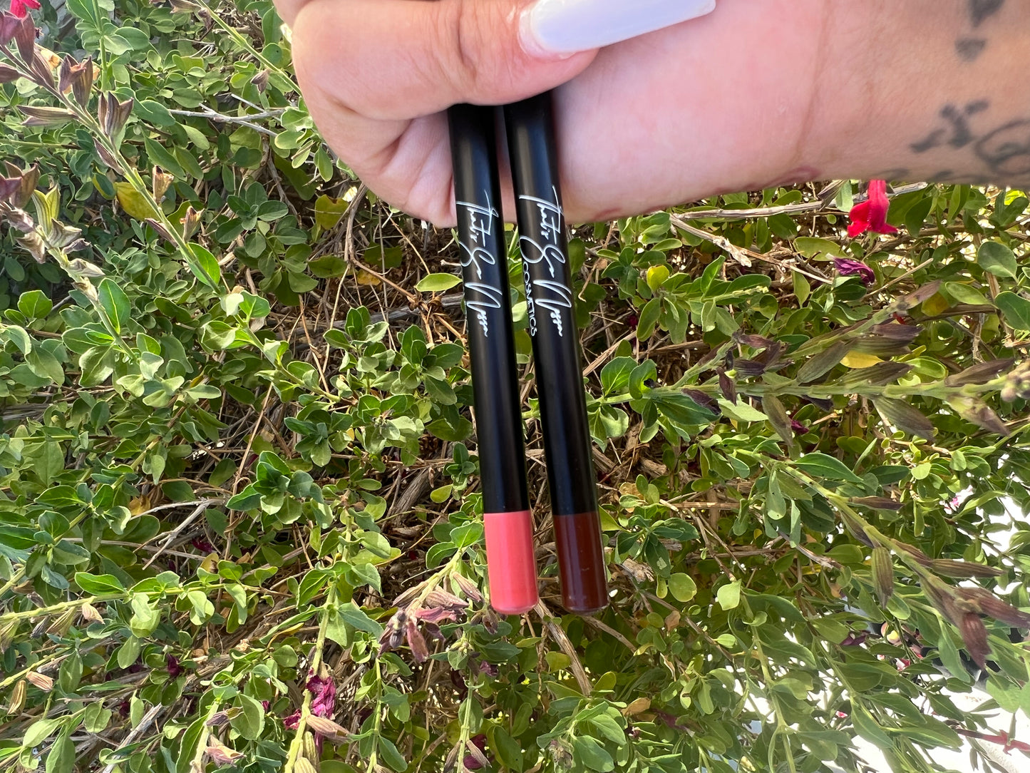 LIP LINER